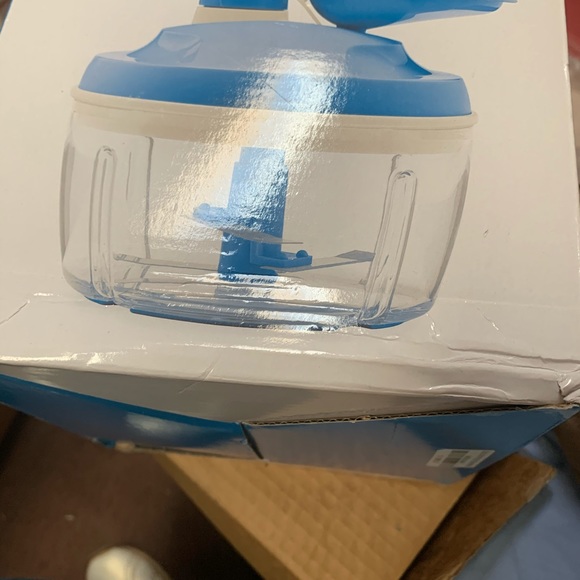 Tupperware - Picture 5 of 7